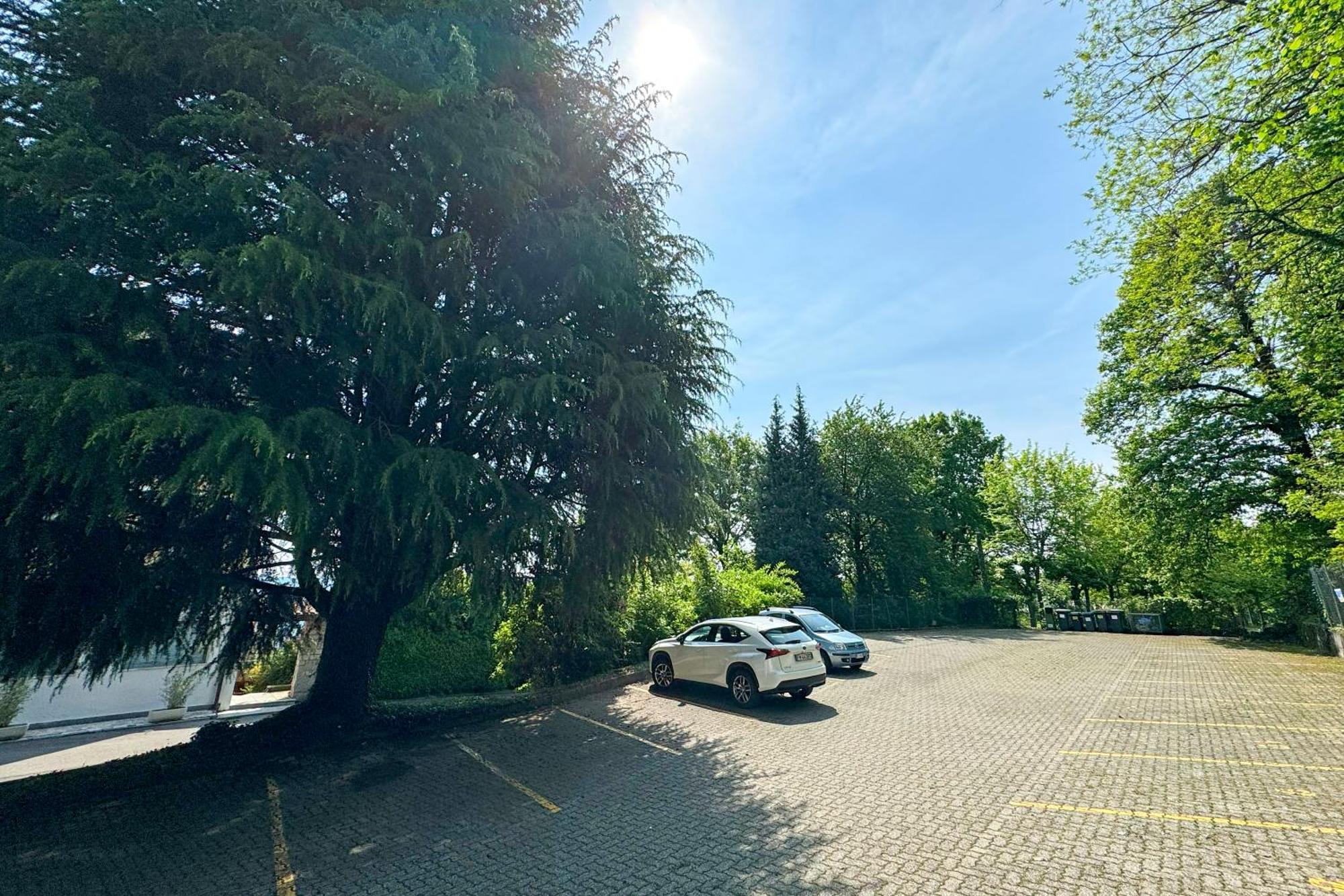 Appartamento Alberti Con Vista Lago Madonna Del Sasso Kültér fotó